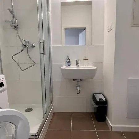 1 With Terrace, Slnecnice ブラチスラヴァ