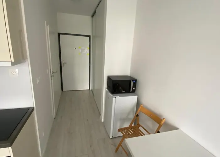 Apartment 1 With Terrace, Slnecnice