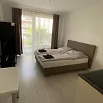 1 With Terrace, Slnecnice Apartmán Bratislava